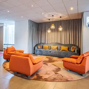Crowne Plaza By Ihg Otel